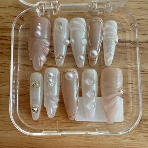 Long Almond Press On Nails